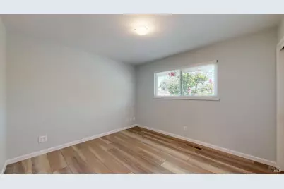 404 N Foothill Boulevard, Cloverdale, CA 95425 - Photo 27