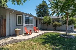2342 Baggett Ct, Santa Rosa, CA 95401 - Photo 5