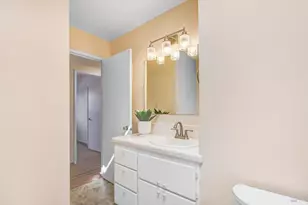 2324 Roberto St, Napa, CA 94558 - Photo 23