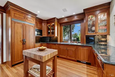 1176 Castle Oaks Drive, Napa, CA 94558 - Photo 37