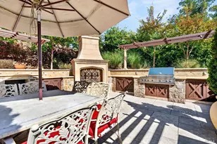 1176 Castle Oaks Dr, Napa, CA 94558 - Photo 15