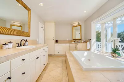 8325 Sonoma Mountain Road, Glen Ellen, CA 95442 - Photo 19