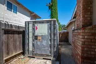 226 N Alamo Dr, Vacaville, CA 95688 - Photo 39