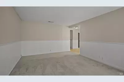 226 N Alamo Drive, Vacaville, CA 95688 - Photo 9
