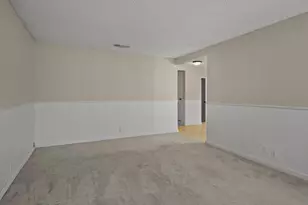 226 N Alamo Dr, Vacaville, CA 95688 - Photo 9