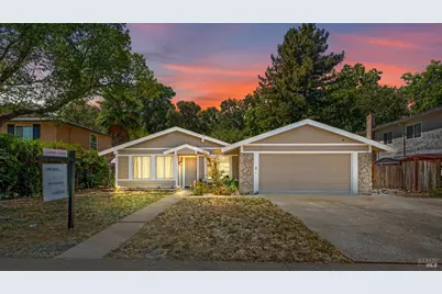 226 N Alamo Drive, Vacaville, CA 95688 - Photo 3