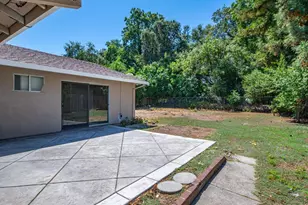 226 N Alamo Dr, Vacaville, CA 95688 - Photo 31