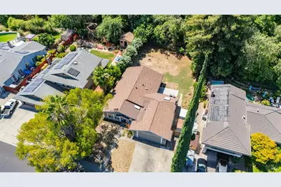 226 N Alamo Drive, Vacaville, CA 95688 - Photo 43