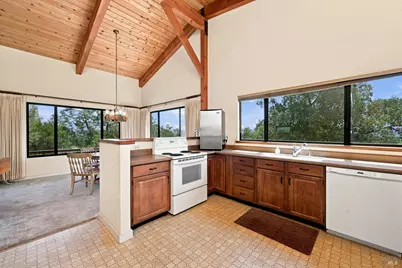 13420 Point Lakeview Road, Lower Lake, CA 95457 - Photo 17