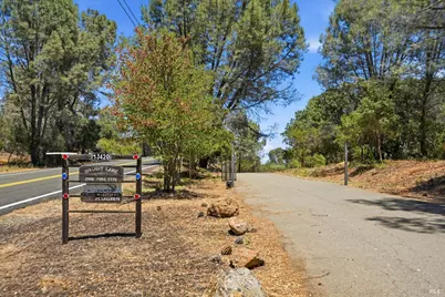 13420 Point Lakeview Road, Lower Lake, CA 95457 - Photo 57