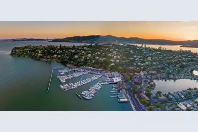 290 Beach Road, Belvedere, CA 94920 - Photo 71