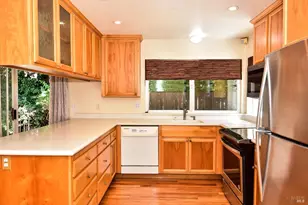 18945 Carillo Ct, Sonoma, CA 95476 - Photo 7