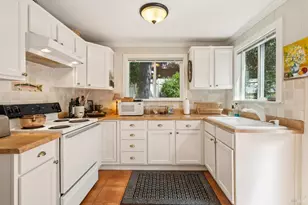 130 Forest Dr, Forest Knolls, CA 94933 - Photo 7