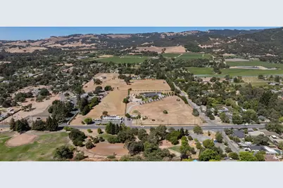 1050 Craig Avenue, Sonoma, CA 95476 - Photo 21