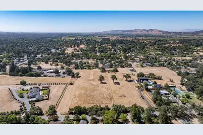 1050 Craig Avenue, Sonoma, CA 95476 - Photo 11