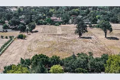 1050 Craig Avenue, Sonoma, CA 95476 - Photo 9