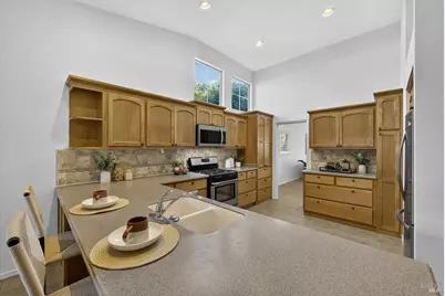 712 Ashford Court, Vacaville, CA 95687 - Photo 27