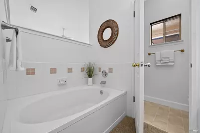 712 Ashford Court, Vacaville, CA 95687 - Photo 49