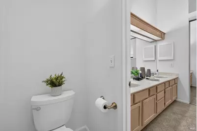 712 Ashford Court, Vacaville, CA 95687 - Photo 51