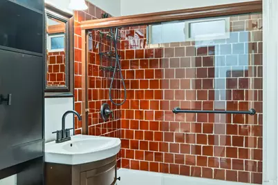72 Bellevue Avenue, Napa, CA 94558 - Photo 15