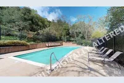 113 Oliva Court #E, Novato, CA 94947 - Photo 9