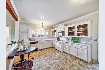 2060 Hagen Road, Napa, CA 94558 - Photo 17