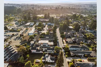 407 Pine Street, Capitola, CA 95010 - Photo 31