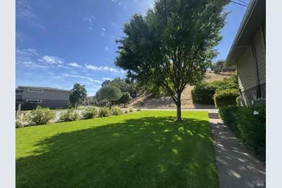 1080 Los Gamos Road #A, San Rafael, CA 94903 - Photo 3