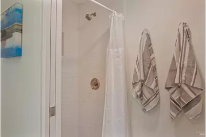 17217 Hillcrest Avenue, Sonoma, CA 95476 - Photo 27