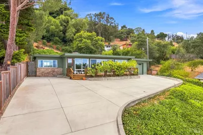 951 Meadowsweet Drive, Corte Madera, CA 94925 - Photo 1