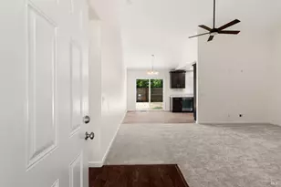 131 William Cir, Cloverdale, CA 95425 - Photo 5