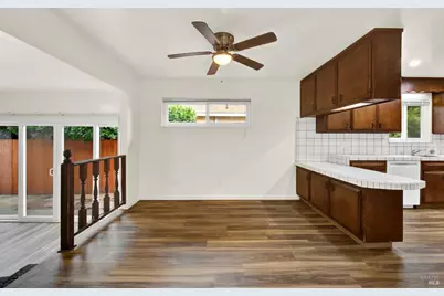 2081 Coronado Avenue, Napa, CA 94559 - Photo 9