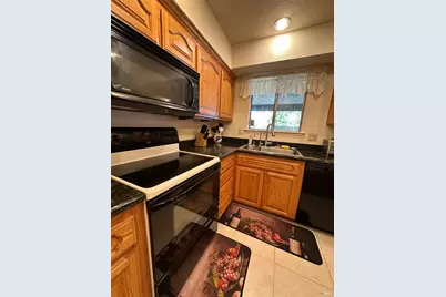 107 Greg Court, Vacaville, CA 95687 - Photo 7
