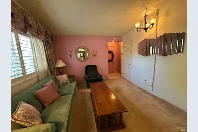 107 Greg Court, Vacaville, CA 95687 - Photo 5