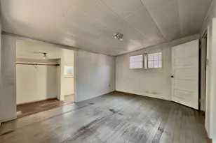 2001 Redwood Dr, Healdsburg, CA 95448 - Photo 7