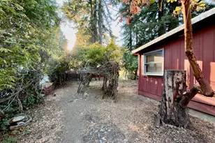 2001 Redwood Dr, Healdsburg, CA 95448 - Photo 19