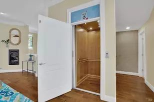 130 W C St, Benicia, CA 94510 - Photo 25