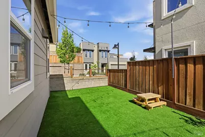547 Sapphire Street, Petaluma, CA 94952 - Photo 59