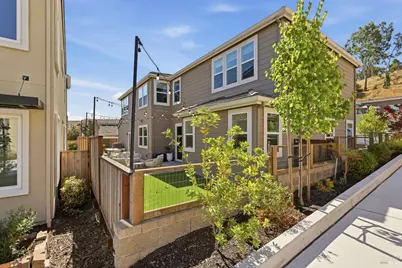 547 Sapphire Street, Petaluma, CA 94952 - Photo 67