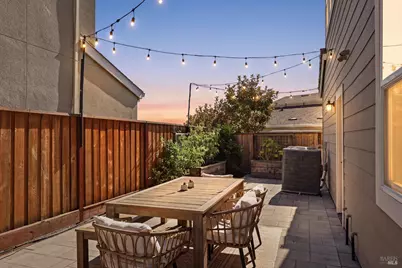 547 Sapphire Street, Petaluma, CA 94952 - Photo 57