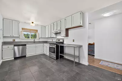 235 N Foothill Boulevard, Cloverdale, CA 95425 - Photo 11