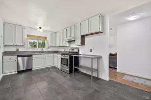 235 N Foothill Blvd, Cloverdale, CA 95425 - Photo 11