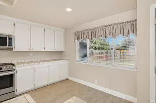 370 Engell Ct, Suisun City, CA 94585 - Photo 15