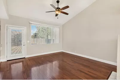 370 Engell Court, Suisun City, CA 94585 - Photo 9