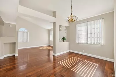 370 Engell Court, Suisun City, CA 94585 - Photo 7