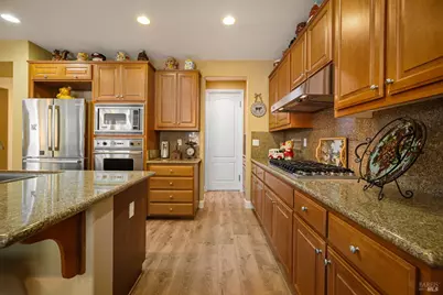 1067 N Station Drive, Vacaville, CA 95688 - Photo 15