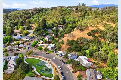 2604 Topaz Drive, Novato, CA 94945 - Photo 41