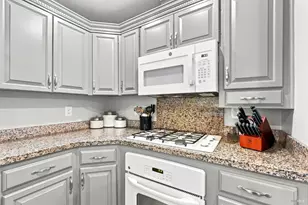 2604 Topaz Dr, Novato, CA 94945 - Photo 11