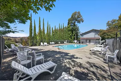 900 Cambridge Drive #30, Benicia, CA 94510 - Photo 27