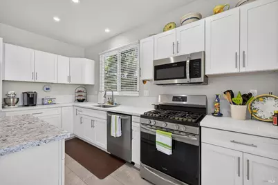 2589 Zircon Place, Santa Rosa, CA 95404 - Photo 17